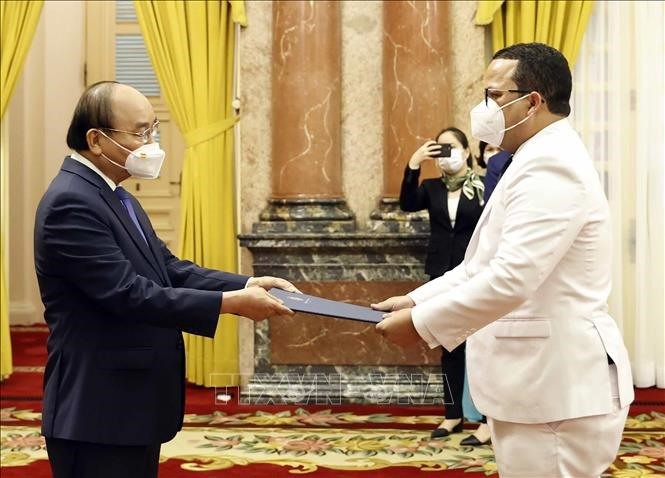President: Creating Favorable Conditions for Ambassadors in Vietnam