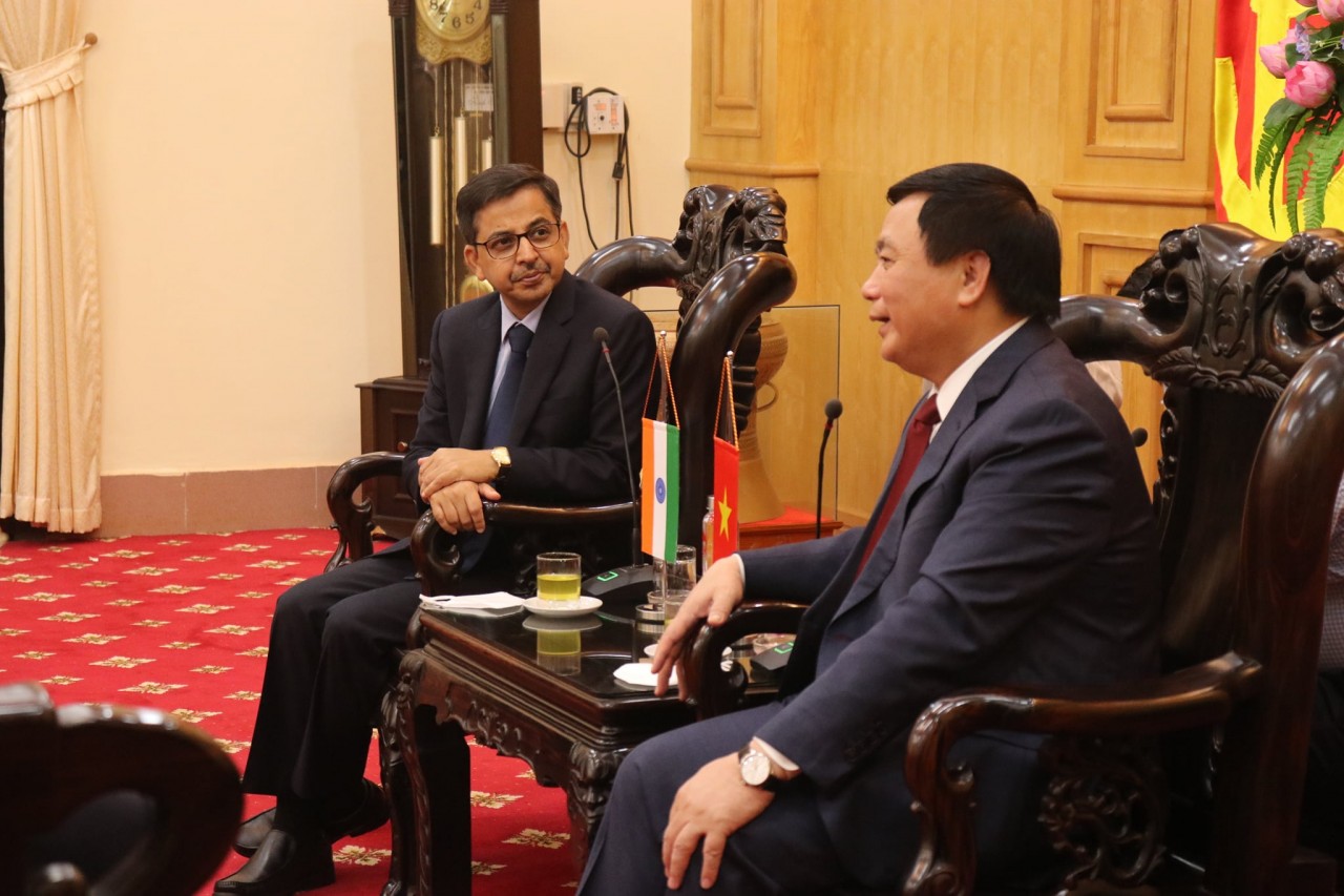 Vietnam Academy of Politics Steps Ups Ties with Indian, Singaporean Partners