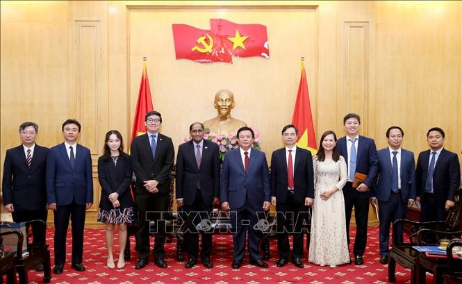Vietnam Academy of Politics Steps Ups Ties with Indian, Singaporean Partners