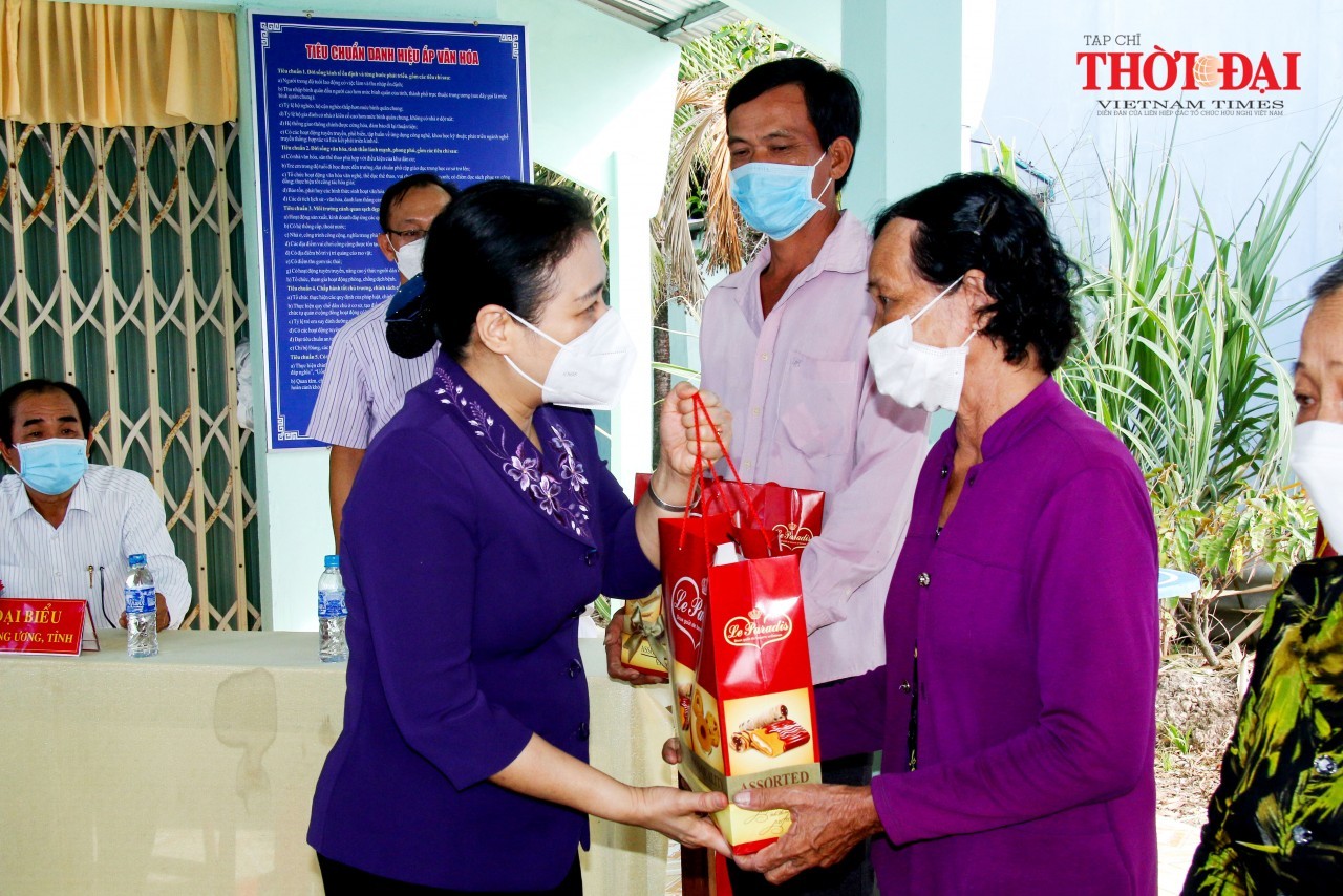 Construction of 4 Bridges and 25 Friendship Houses Kicks Off in Ca Mau