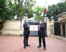 the vietnamese embassy in italy provided medical supplies to support the host country against covid 19