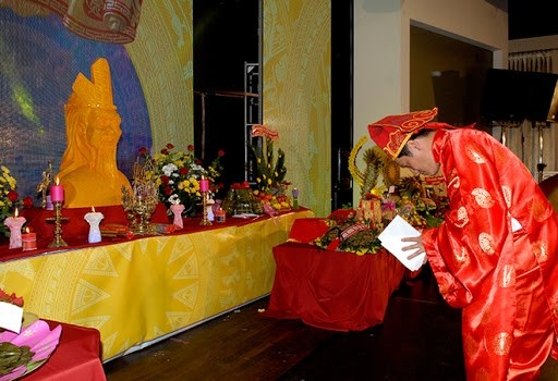 vietnamese in venezuela czech republic hold ceremonies in honour of hung kings