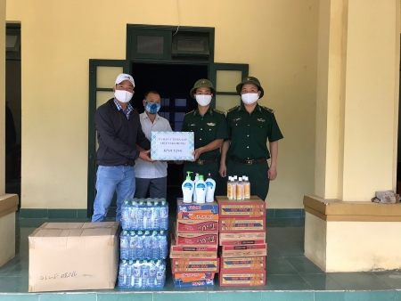 Medical Committee Netherlands-Vietnam contributes to COVID-19 fight in Quang Tri