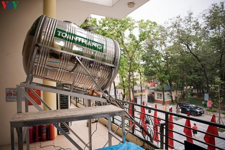 Hanoi unveils first "rice ATM" for low-income people