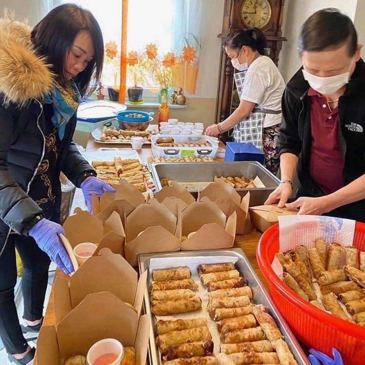 vietnamese communities lauded for supporting covid 19 fight in russia germany