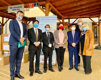 the czechs appreciate vietnamese communitys sentiment in covid 19 combat