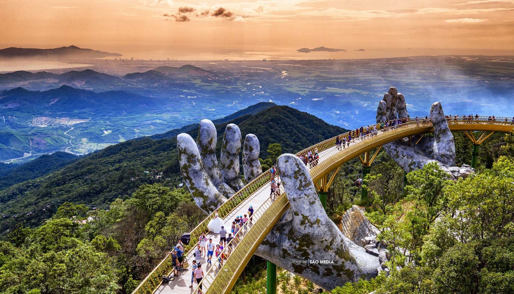 golden bridge ranks among 28 most stunning bridges around the world