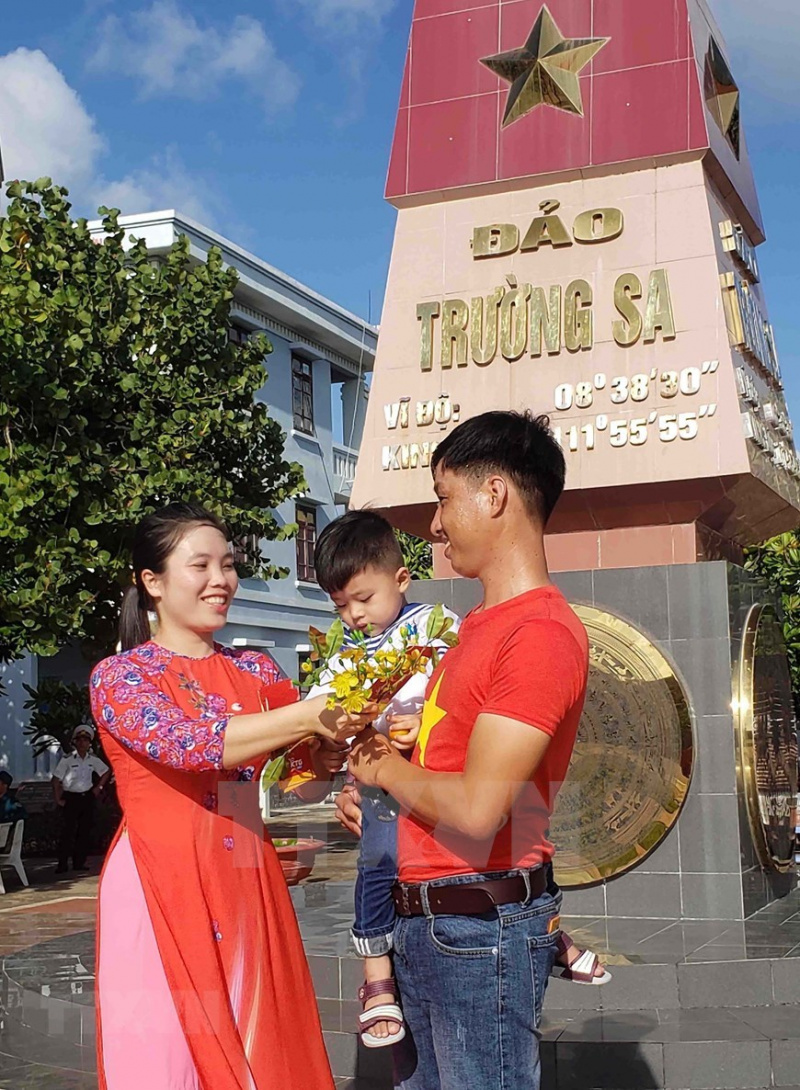 life on truong sa archipelago in photos