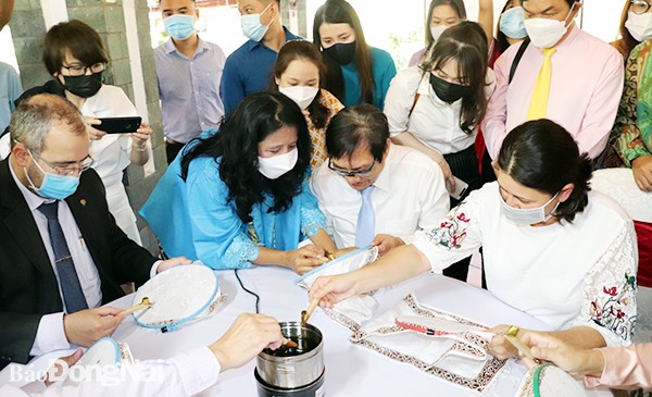 Indonesia - Vietnam Cultural Exchange In Dong Nai