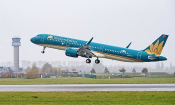 first in history a direct vietnamese carrier flight arrives in us