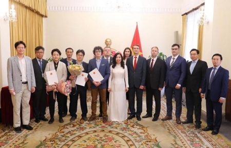 Russian, Korean press agencies to open representative offices in Vietnam