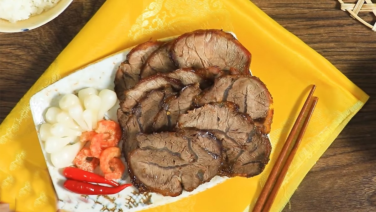 Recipe: Braised beef with sugarcane molasses – a specialty of Nghe An with video