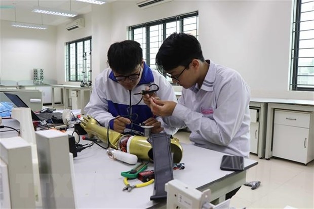 Vietnamese students earn prize at largest global highschool STEM competition