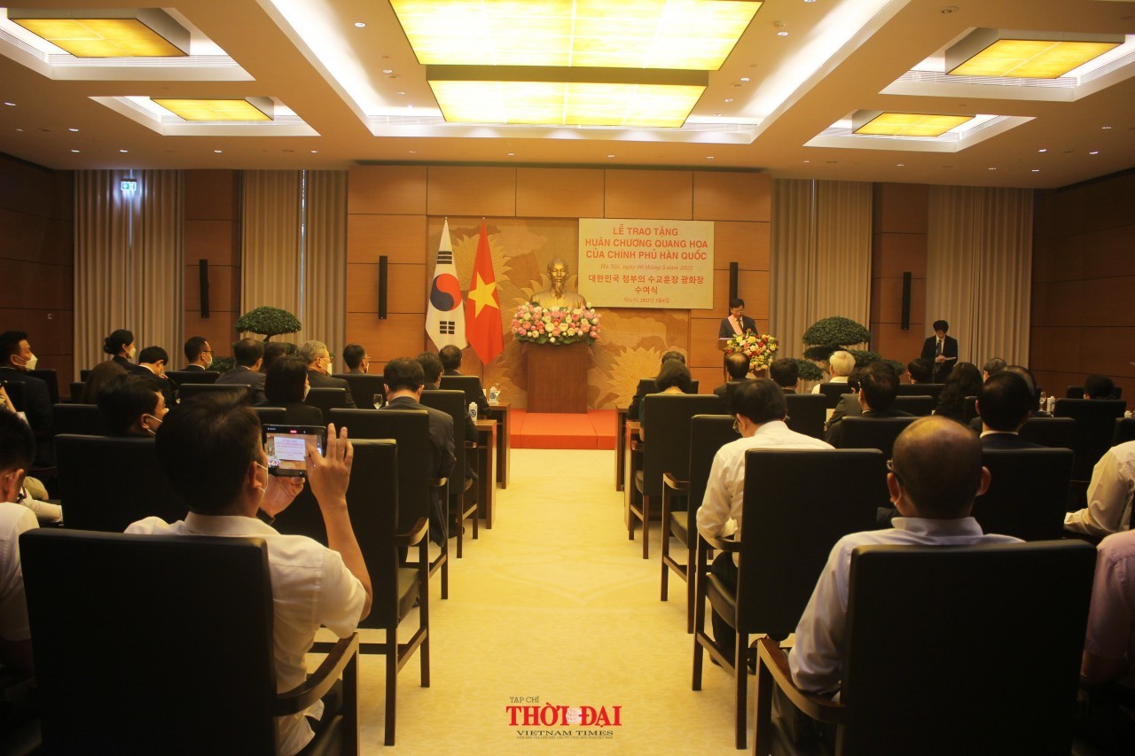 Former Chairman of Parliamentary Friendship Group Honoured with RoK’s Grand Gwanghwa Medal