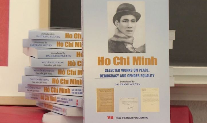 Overseas Vietnamese in Canada Writes Books, Holds Exhibitions About President Ho Chi Minh
