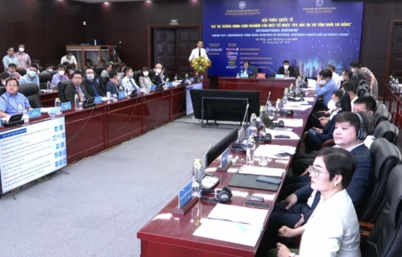 Da Nang Gathers Experience in Smart City Construction