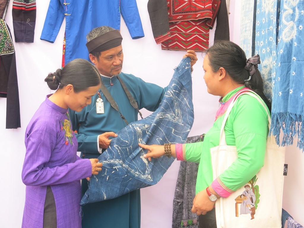 Vietnam Summer Fair - First Cultural-Industrial Fair Ever in Hue Vietnam Summer Fair - First Cultural-Industrial Fair Ever in Hue