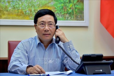 Vietnam ready to share experience in COVID-19 response with Kuwait