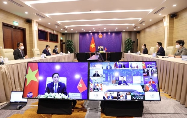 PM proposes six solutions at 2021 P4G Seoul Summit