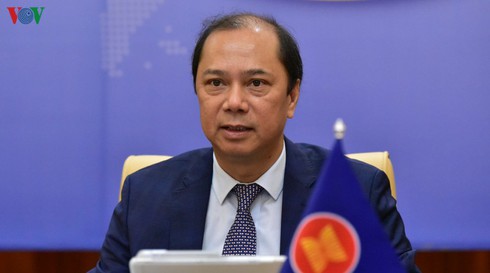 asean china agree to go ahead with negotiations on code of conduct in east sea