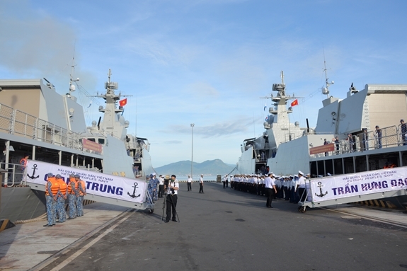 Vietnamese frigates depart for Army Games 2021 in Russia