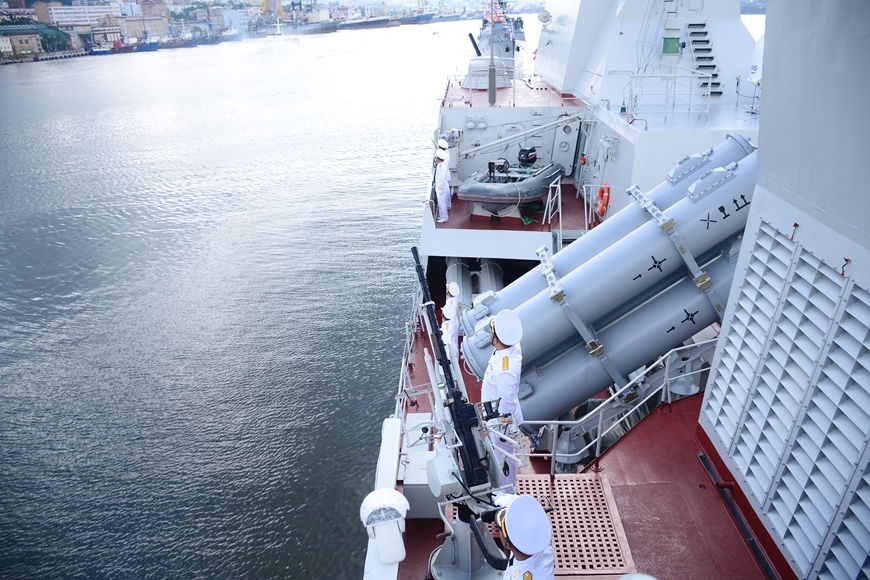 Photos: Vietnamese warships join fleet review in Russia