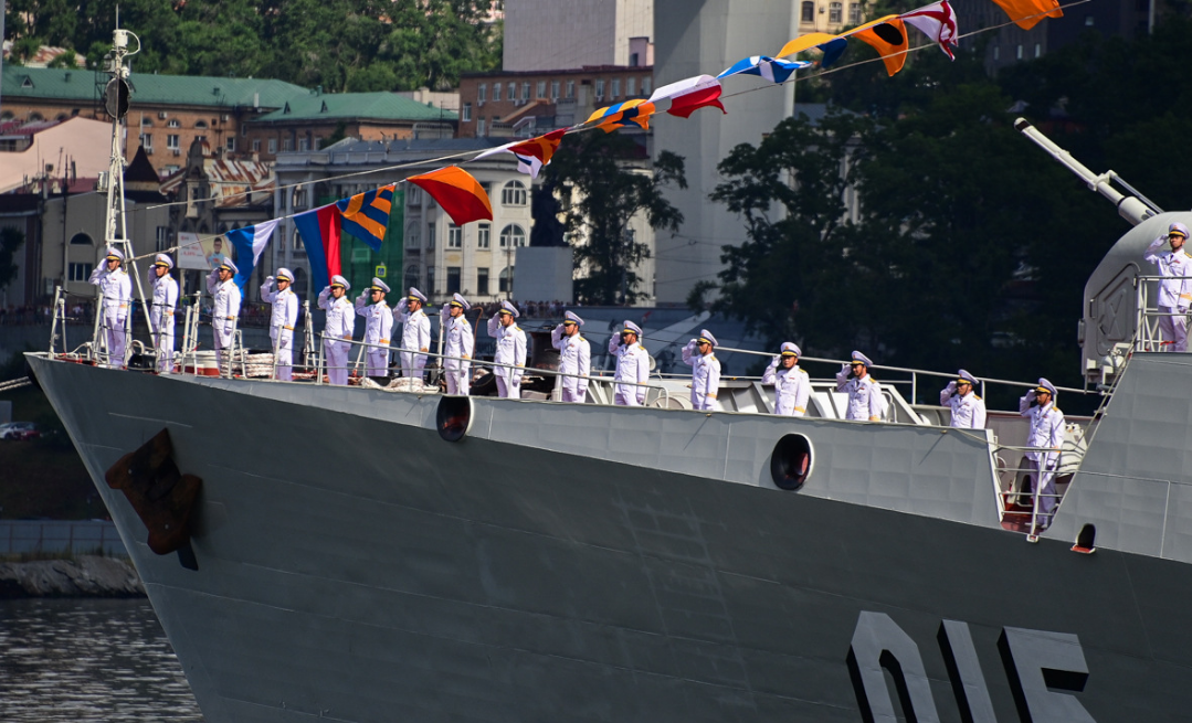 Photos: Vietnamese warships join fleet review in Russia