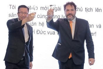 new dean of consular corps want to draw ties between hcm city and the world closer