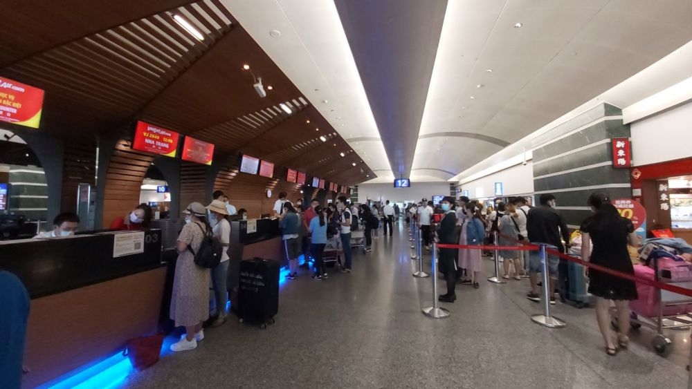 two flights in one day bring home over 530 citizens from singapore taiwan china