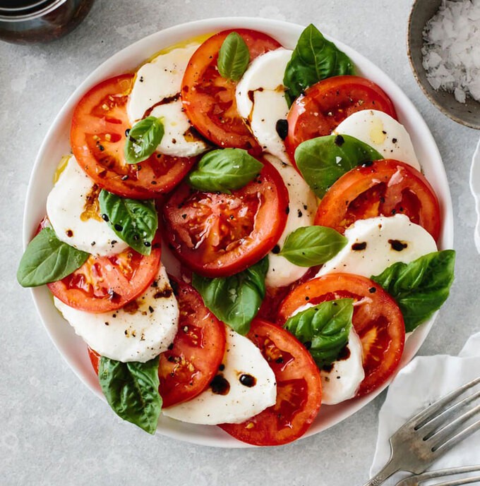 Stay Fresh: Water-rich Winter Fruits and Vegetables