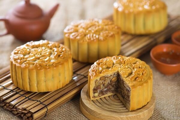 How To Make Baked Mooncakes At Home