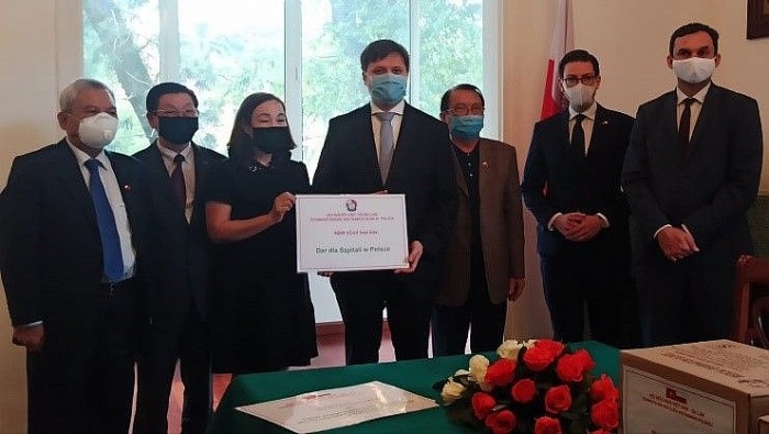 Vietnam Poland Friendship Association received PM's certificate of merits