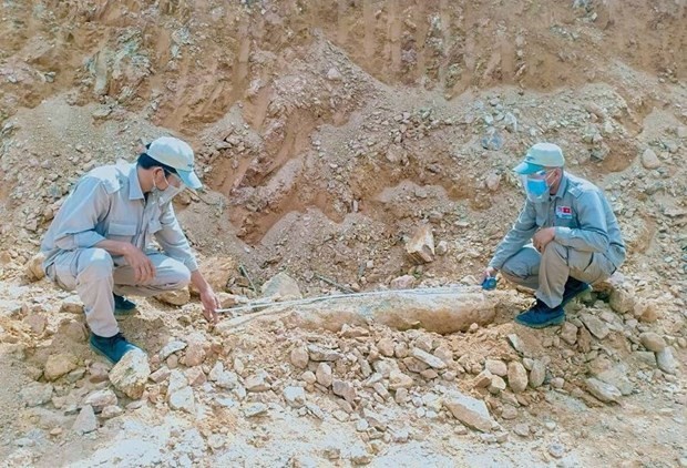 Staff of Humanitarian Mine Action Organizations in Quang Tri Vaccinated
