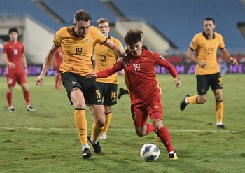 Football commentator Steve Darby: Vietnam narrowing the gap with major teams