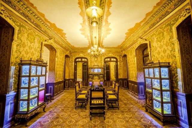 The Splendor of Unique 104-Year-Old 'Castle' in Hue