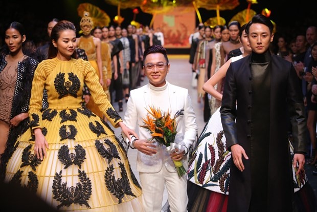 Hollywood Reporter: Cong Tri Honoured as On-the-rise Fashion Designer Hollywood Reporter: Cong Tri Honoured as On-the-rise Fashion Designer