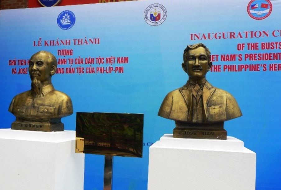 MARD Deputy Minister Becomes Vietnam - Philippines Friendship Association's President