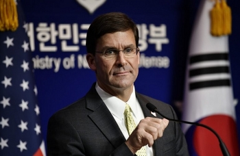 US Defense Secretary urges ASEAN not to let China exploit COC