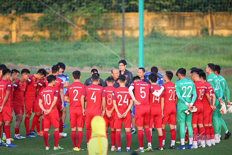 many streets in hanoi banned for vietnam thailand world cup qualifier tonight