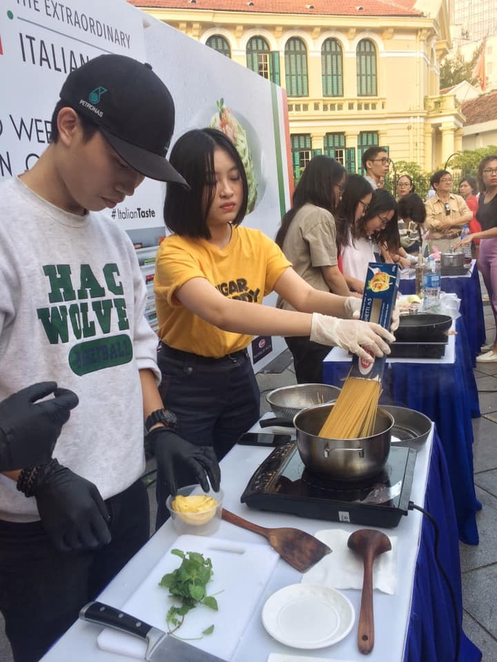 hanois ly thai to square turned into piazza italia