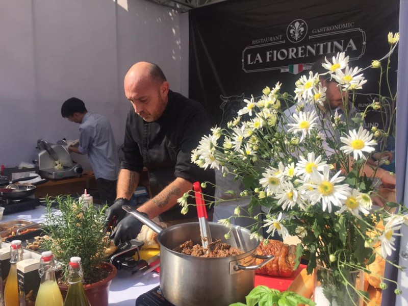 hanois ly thai to square turned into piazza italia