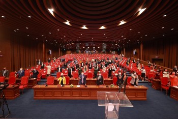 Vietnam's Legal Sector Attends Meeting on Gender Sensitivity