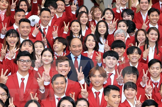 pm hails efforts of vietnam sports delegation at sea games 30