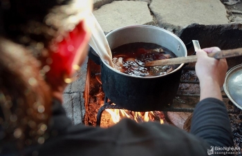 one of a kind fabric dyeing technique of o du people in nghe an