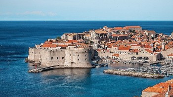 Tiny Cities, Major Tourism Hotspots!