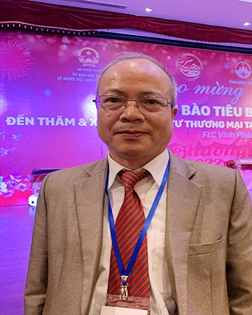 Fatherland Always in Vietnamese Hearts