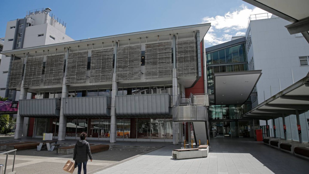 Vietnamese Child Genius to Study in Prestigious NZ University