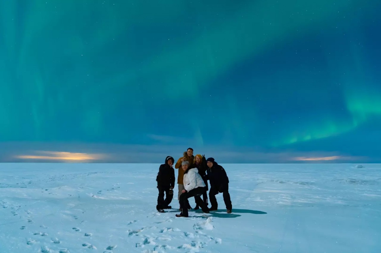 The Thrilling Adventure of the Vietnamese Northern Light Hunter