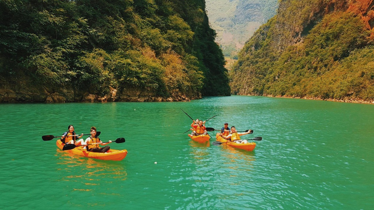 Where to Visit in Ha Giang: The Divine Journey to Nho Que River