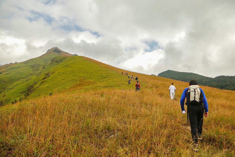 The Emotion Rollercoaster of Hiking the Lang Son's "Everest"